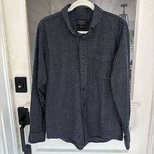 Pendleton Button Up Men’s Large Shirt 100% Virgin Wool